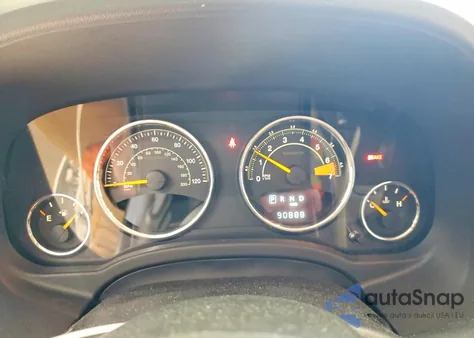 2016 Jeep Compass Latitude z USA, uszkodzony, nr VIN 1C4NJDEB7GD751362